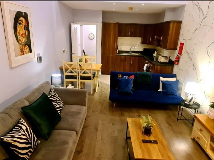 City Centre Top Floor Apartment In Belfast City Centre المظهر الخارجي الصورة